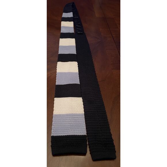 Harrison Blake Blue White Hand Made 100% Polyester Men’s Knitted Neck Tie - Picture 3 of 10